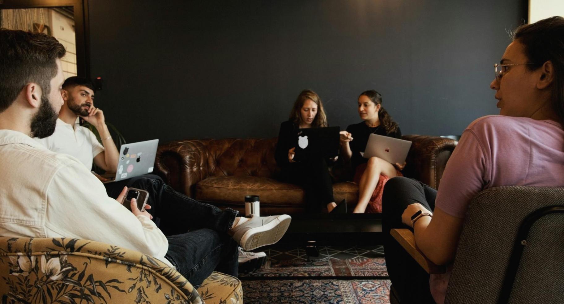 Análisis detallado de documentos financieros